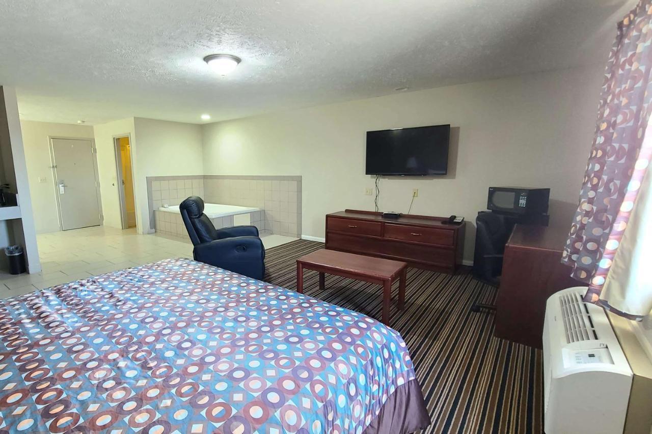 Desoto Inn & Suites Missouri Valley Εξωτερικό φωτογραφία