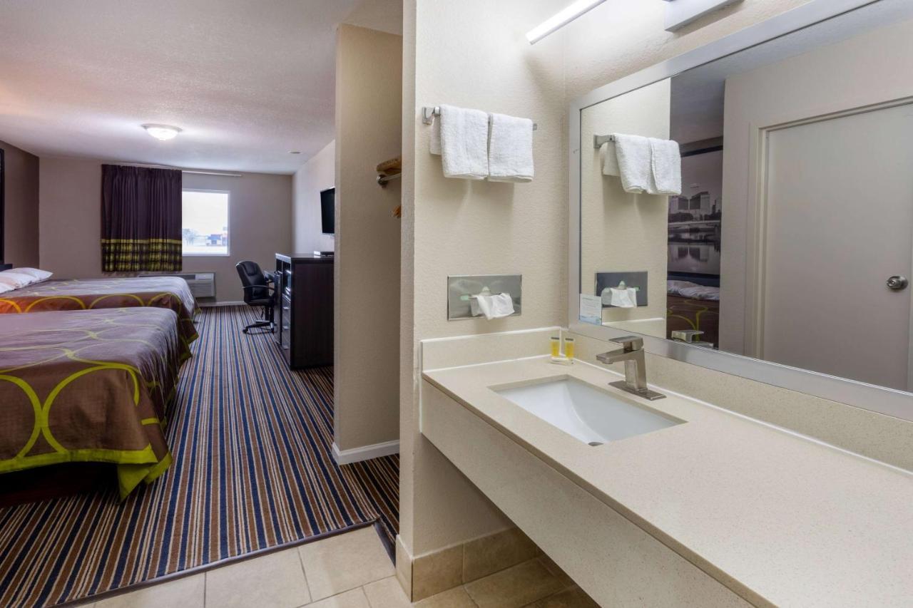 Desoto Inn & Suites Missouri Valley Εξωτερικό φωτογραφία