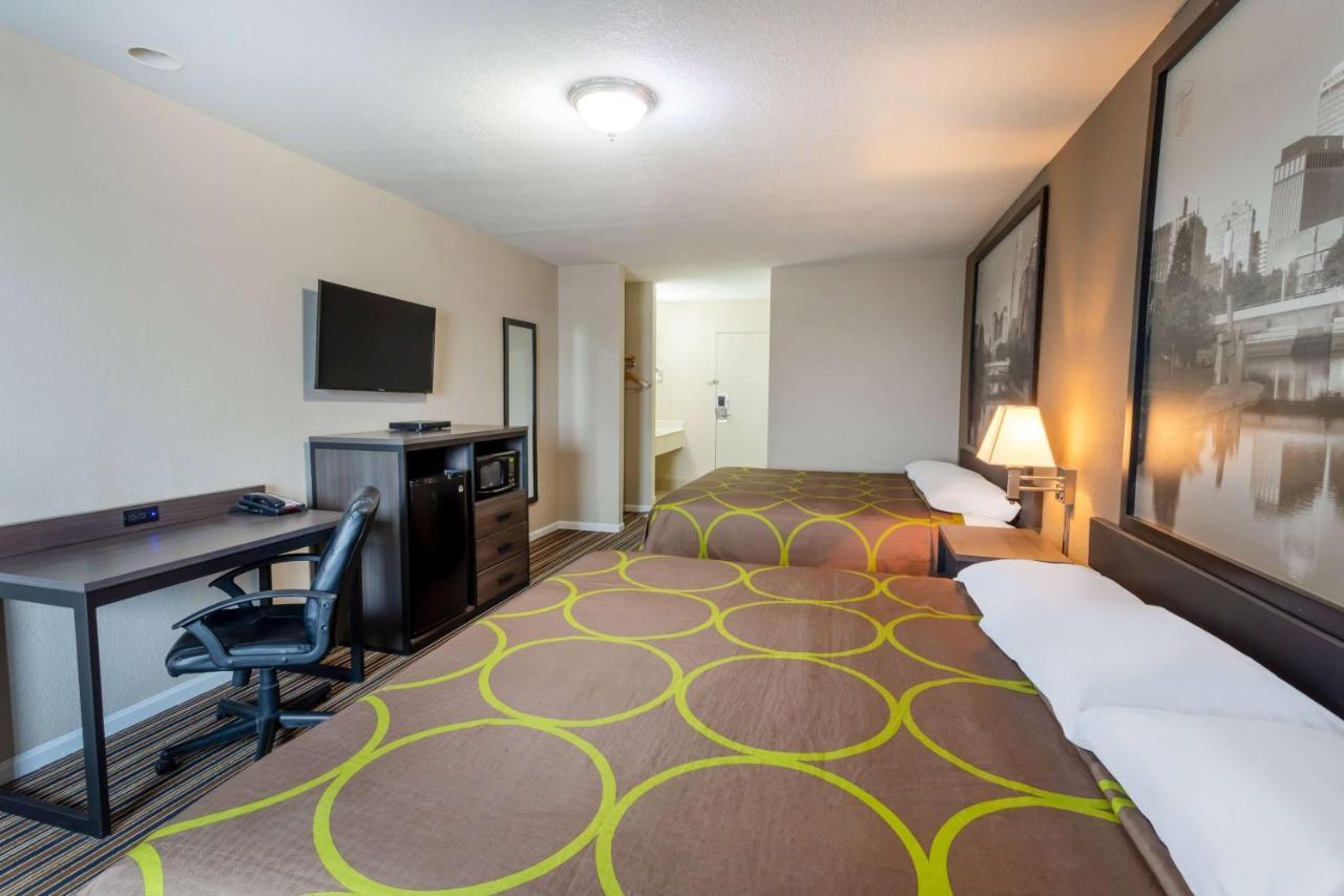 Desoto Inn & Suites Missouri Valley Εξωτερικό φωτογραφία